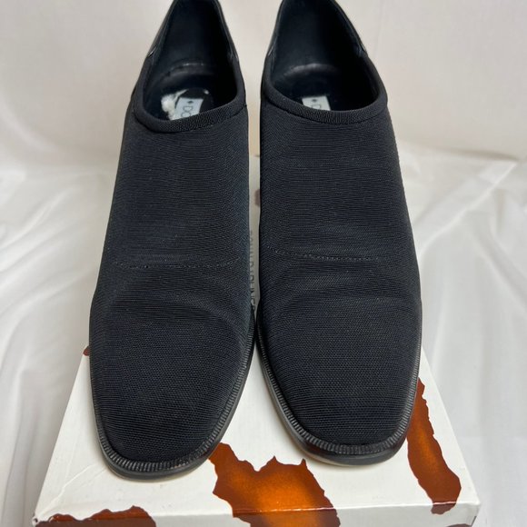 Donald J Pliner Womens Black Stretch Mesh Leather Chunky Heels Size 8.5 - Picture 3 of 10